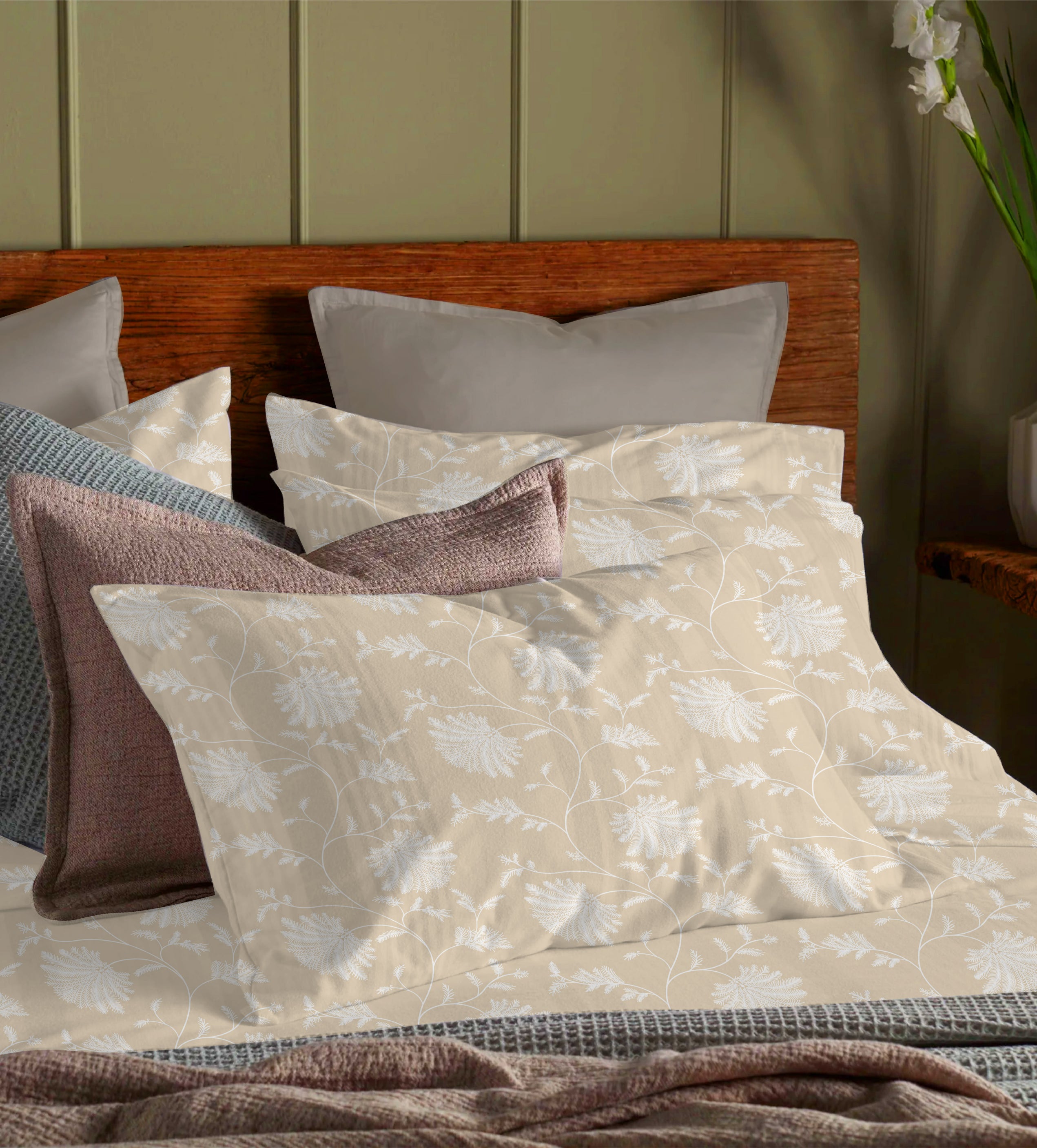 Sunset Glow Classic Bloom – Mithas Double Bedsheet Set