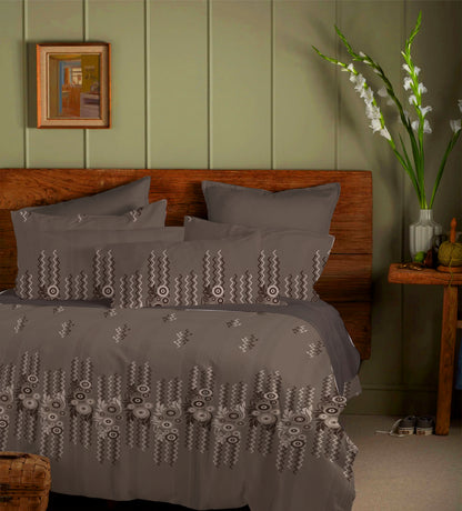 Floral Classic Printed Stripe Queen Bedsheet Set