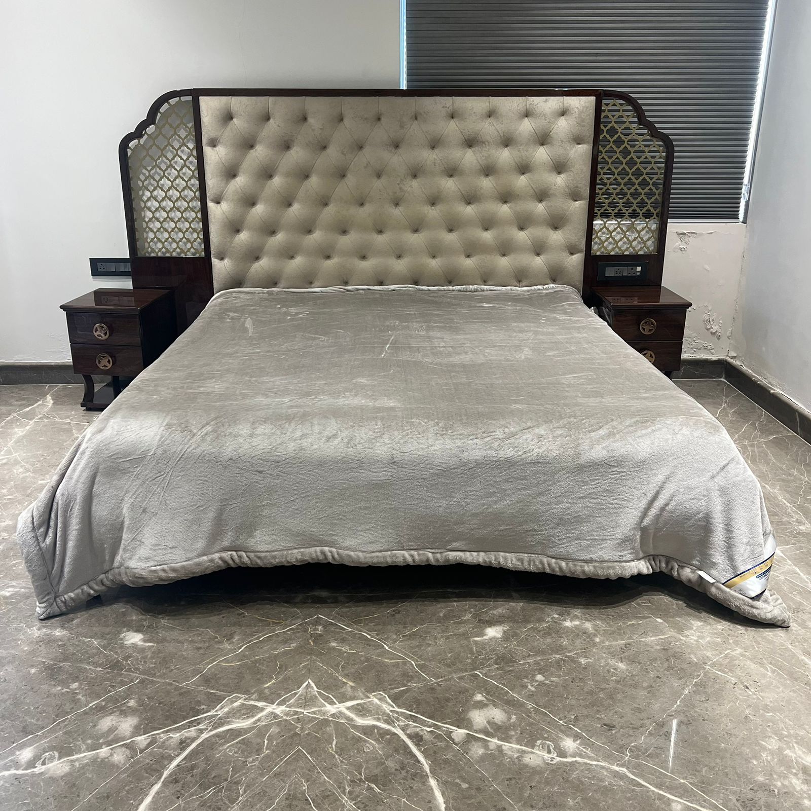 All-Season Comforter Set